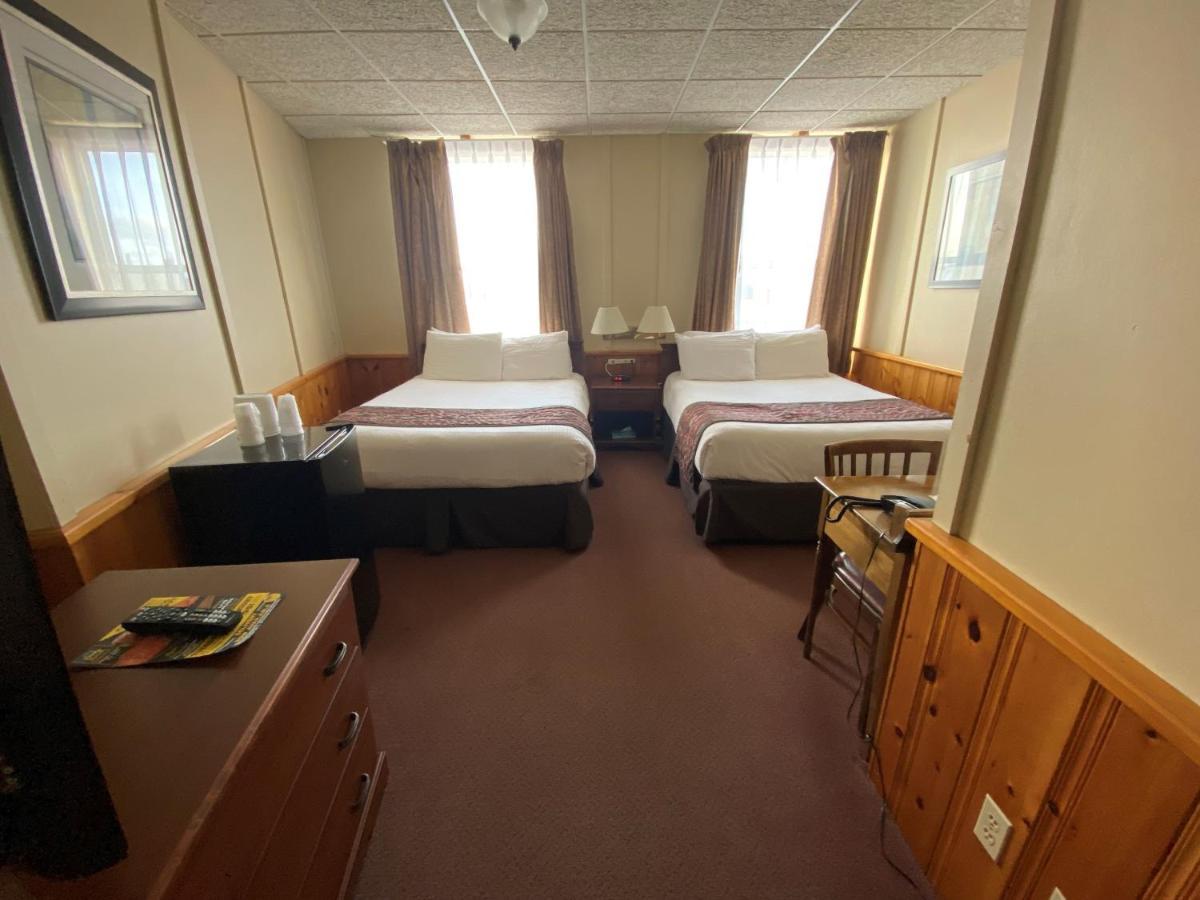 Hotel Bedford Goderich Esterno foto